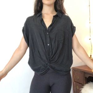 Black button down top - XL